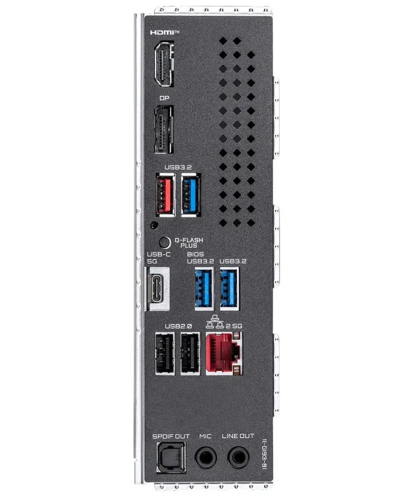 GIGABYTE trình làng bo mạch chủ B550 X Gaming cho Socket AM4